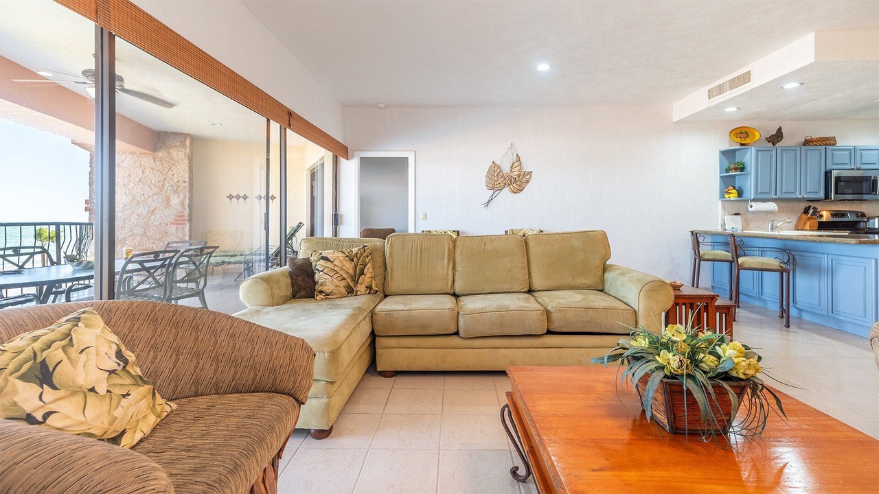 Photo of Livingroom in Sandy Beach