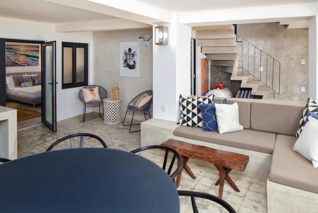 Photo of Livingroom in North End