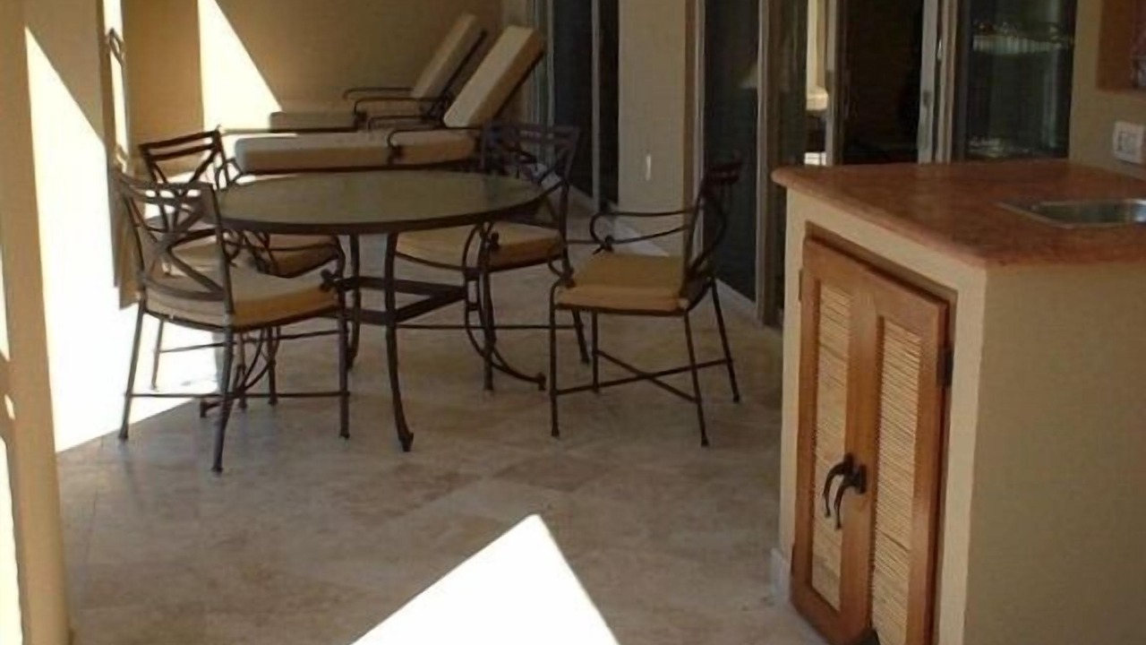 Photo of Patio Balcony in Flamingos