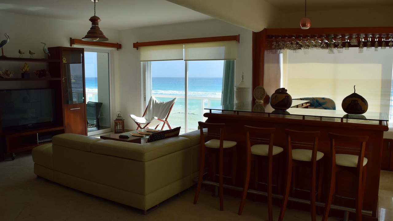 Photo of Livingroom in Punta Cancun