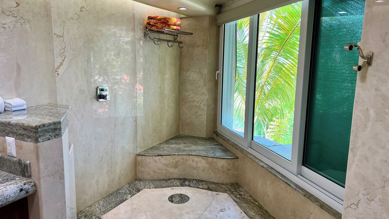 Photo of Bathroom in Boca de Tomatlan