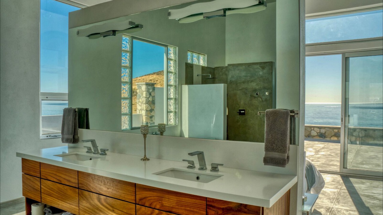 Photo of Bathroom in Los Barriles