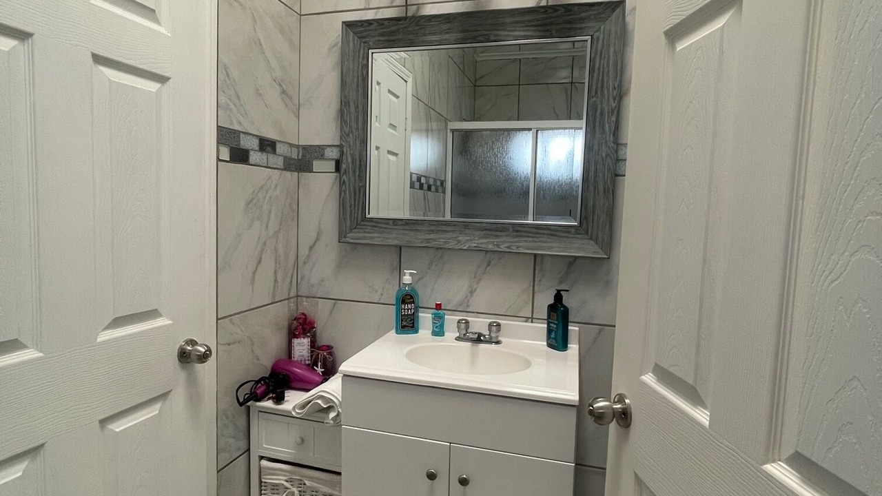 Photo of Bathroom in La Joya