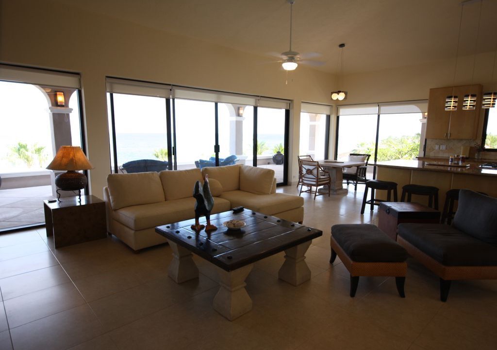 Photo of Livingroom in Los Barriles