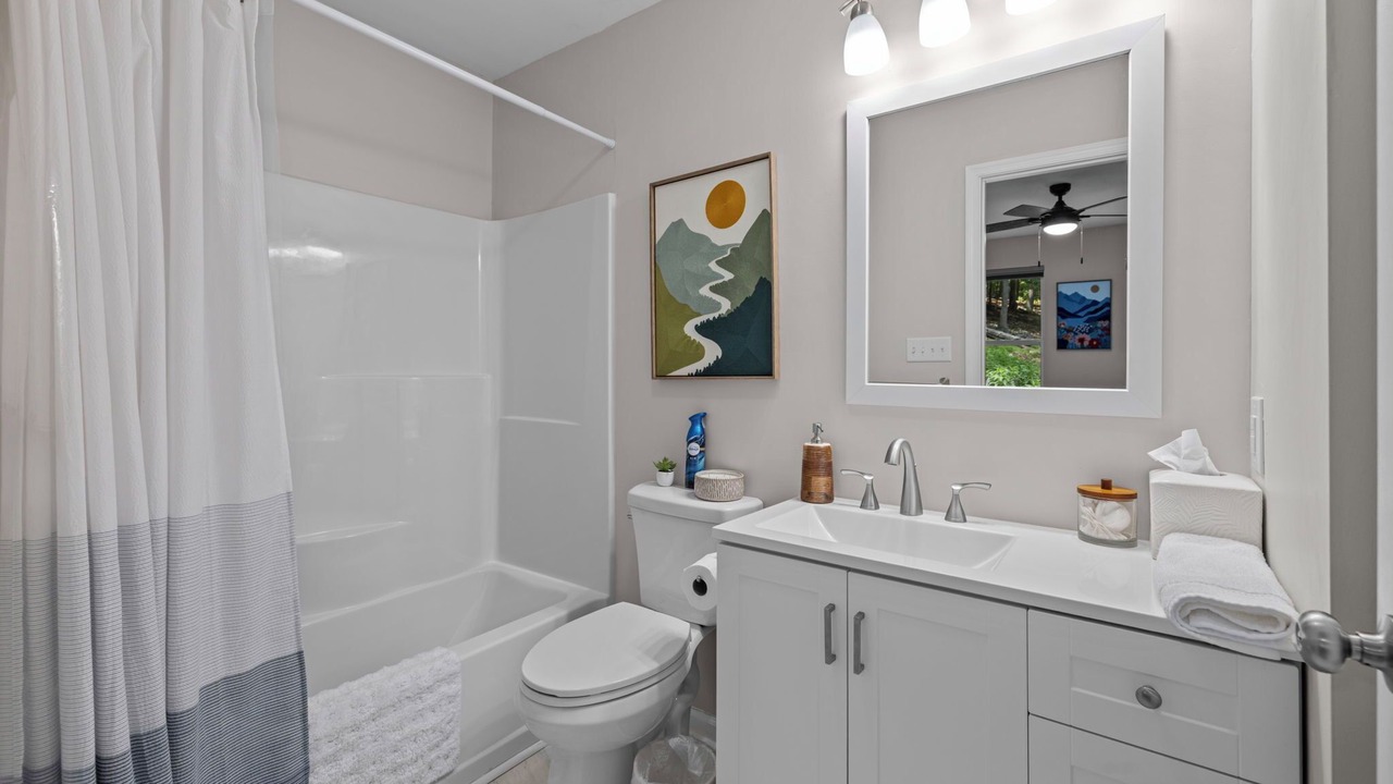 Photo of Bathroom in Kabletown
