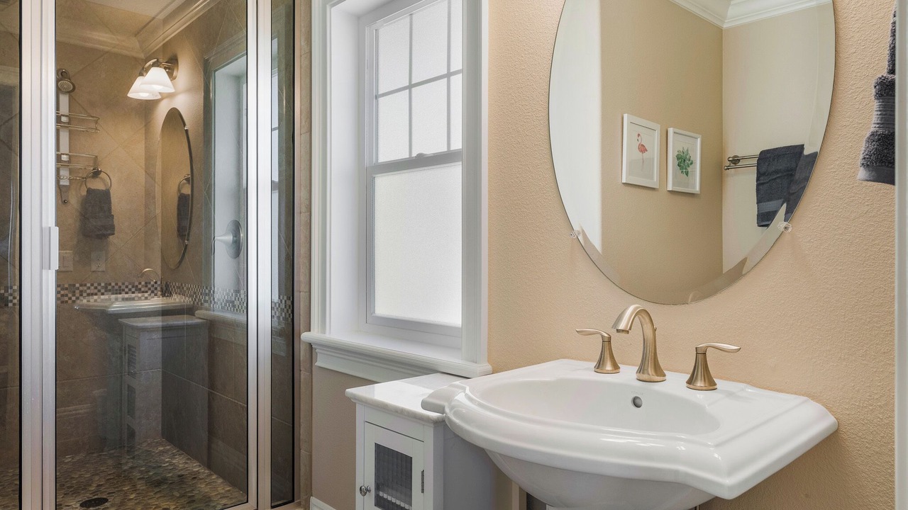Photo of Bathroom in Painters Hill