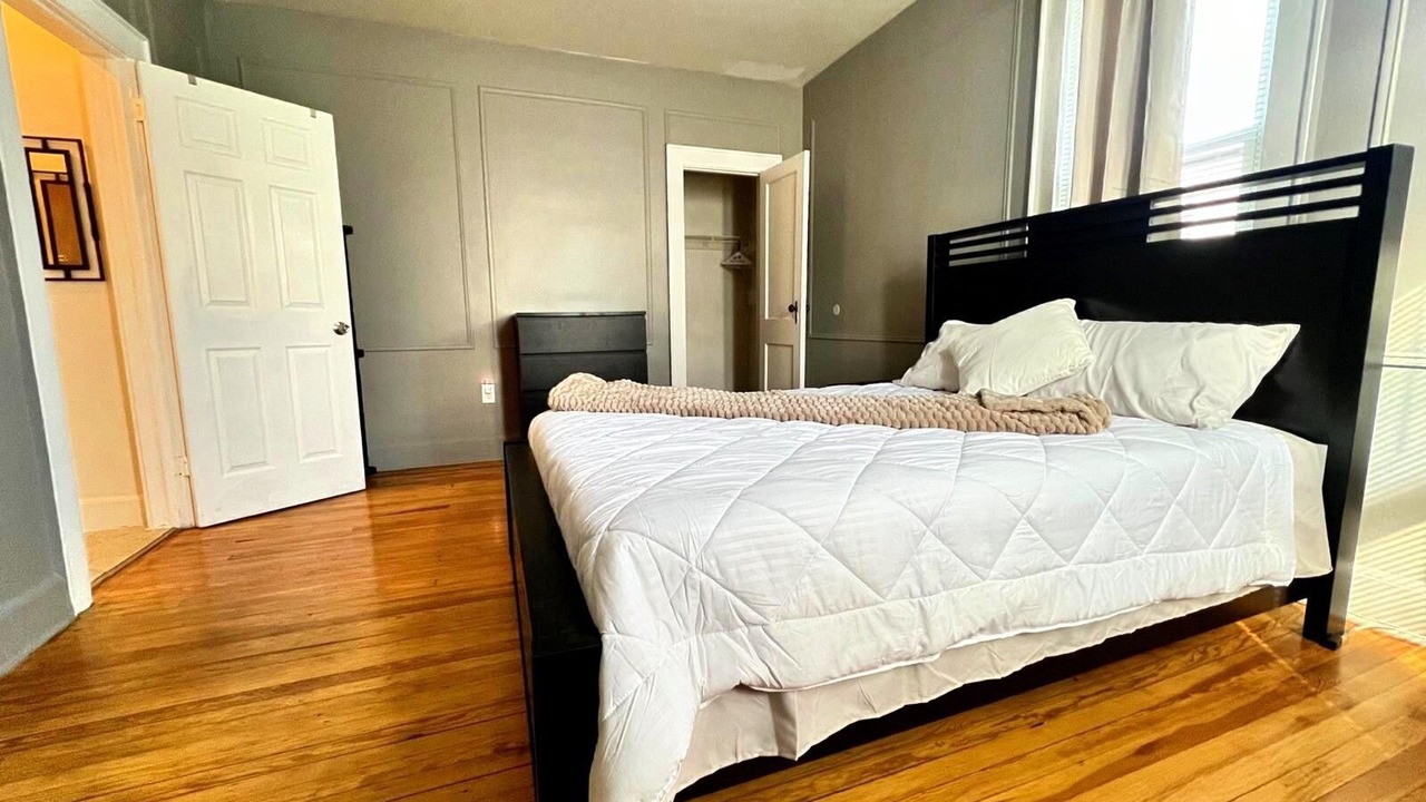 Photo of Bedroom in Irvington