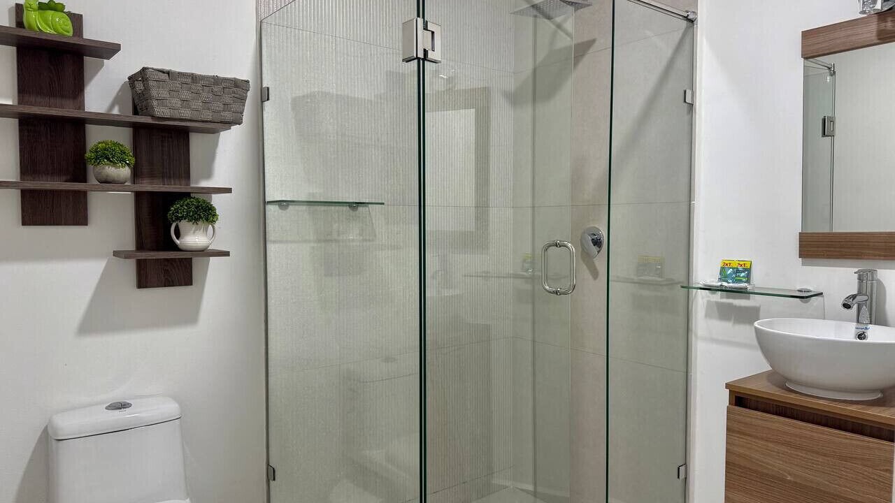 Photo of Bathroom in Balcones de Loma Linda