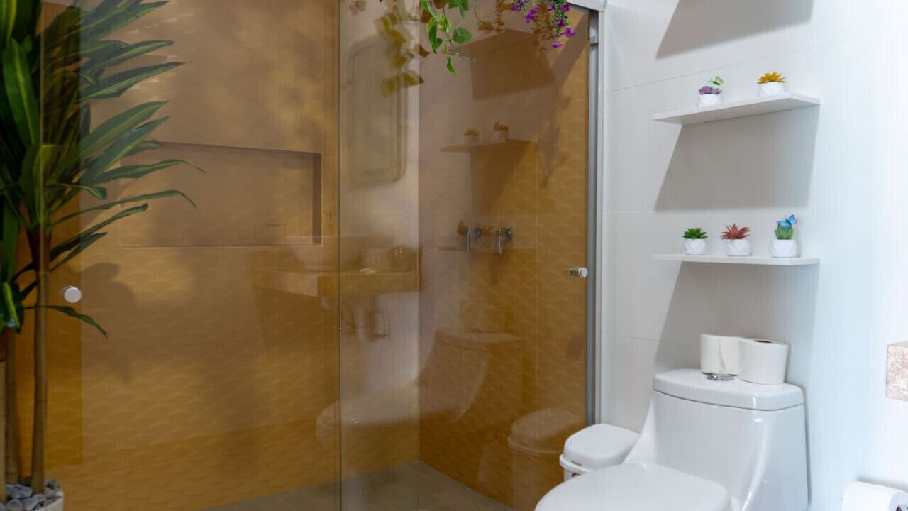 Photo of Bathroom in Balcones de Loma Linda