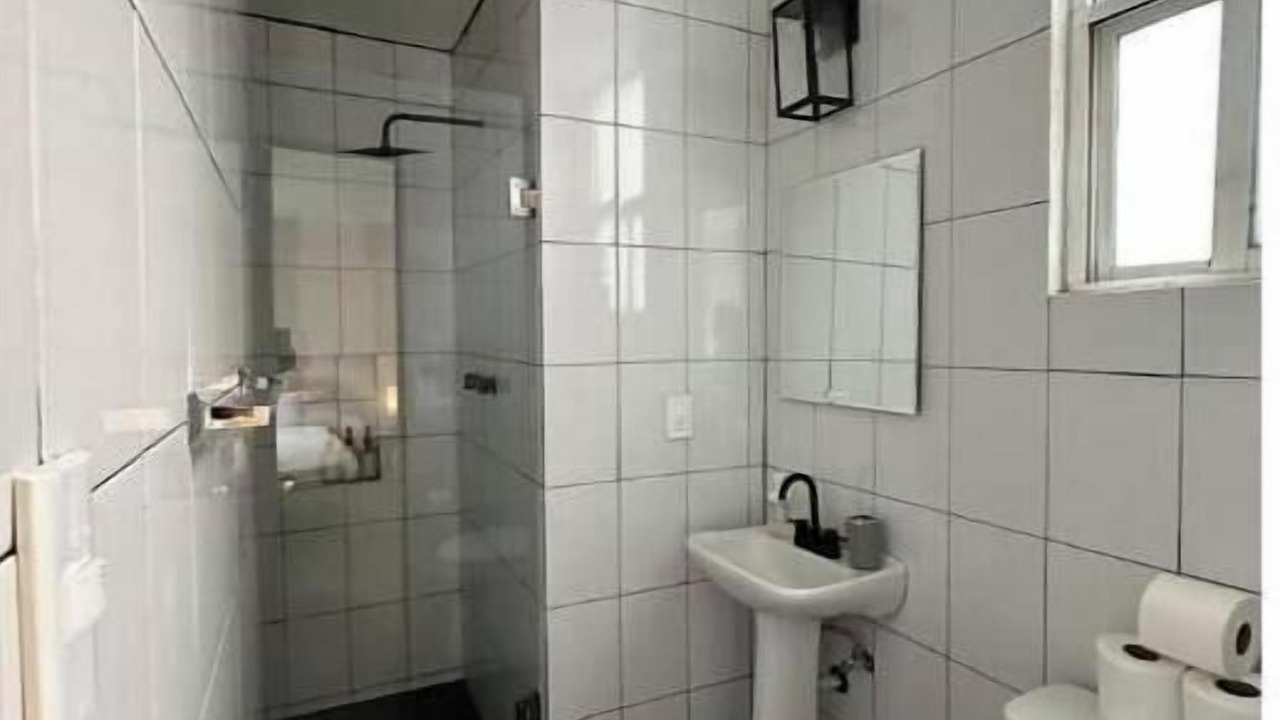Photo of Bathroom in Downtown Mexico City