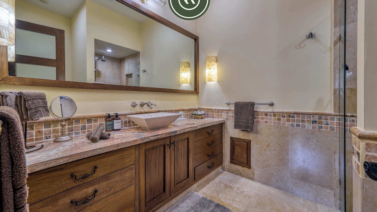 Photo of Bathroom in El Caloso