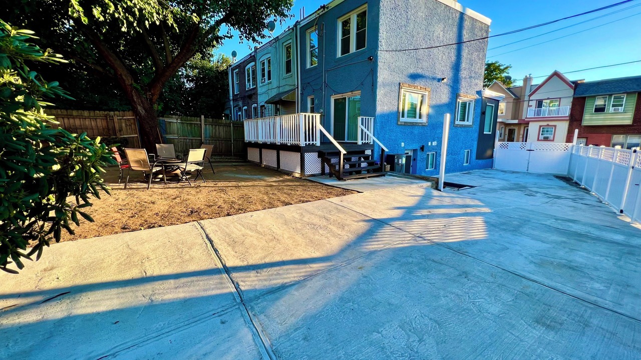 Photo of Outdoor in Frankford