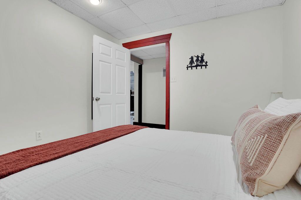 Photo of Bedroom in Earlville