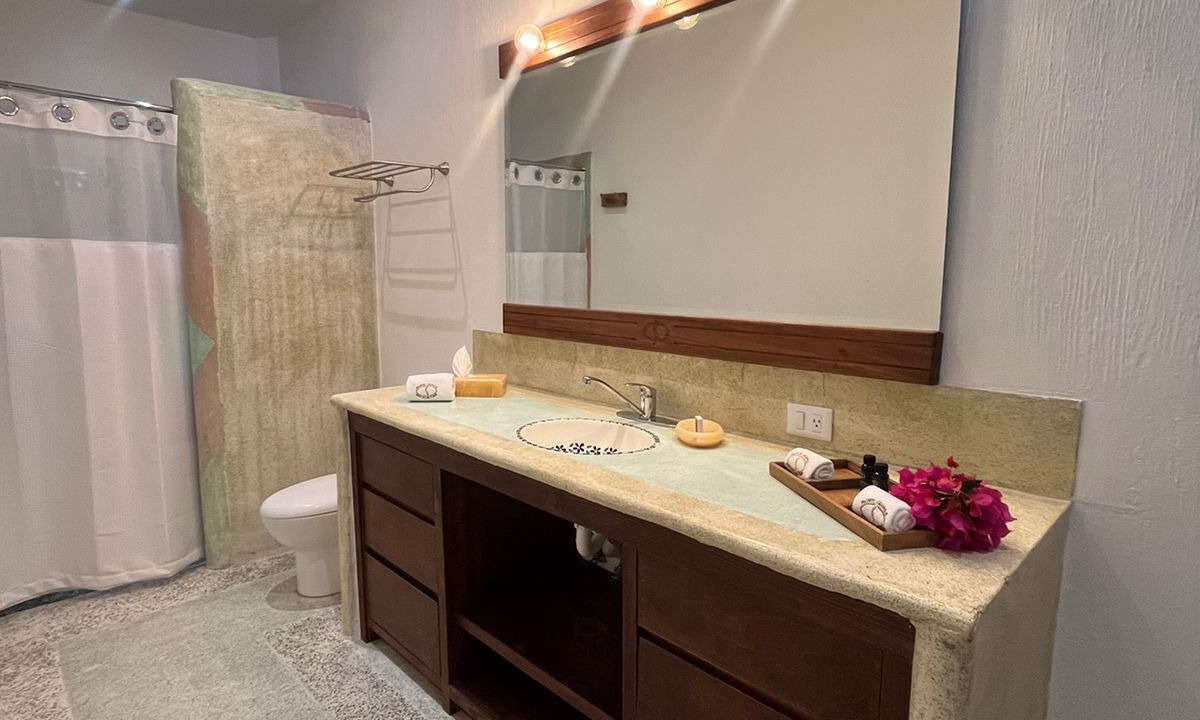 Photo of Bathroom in Raquet Club