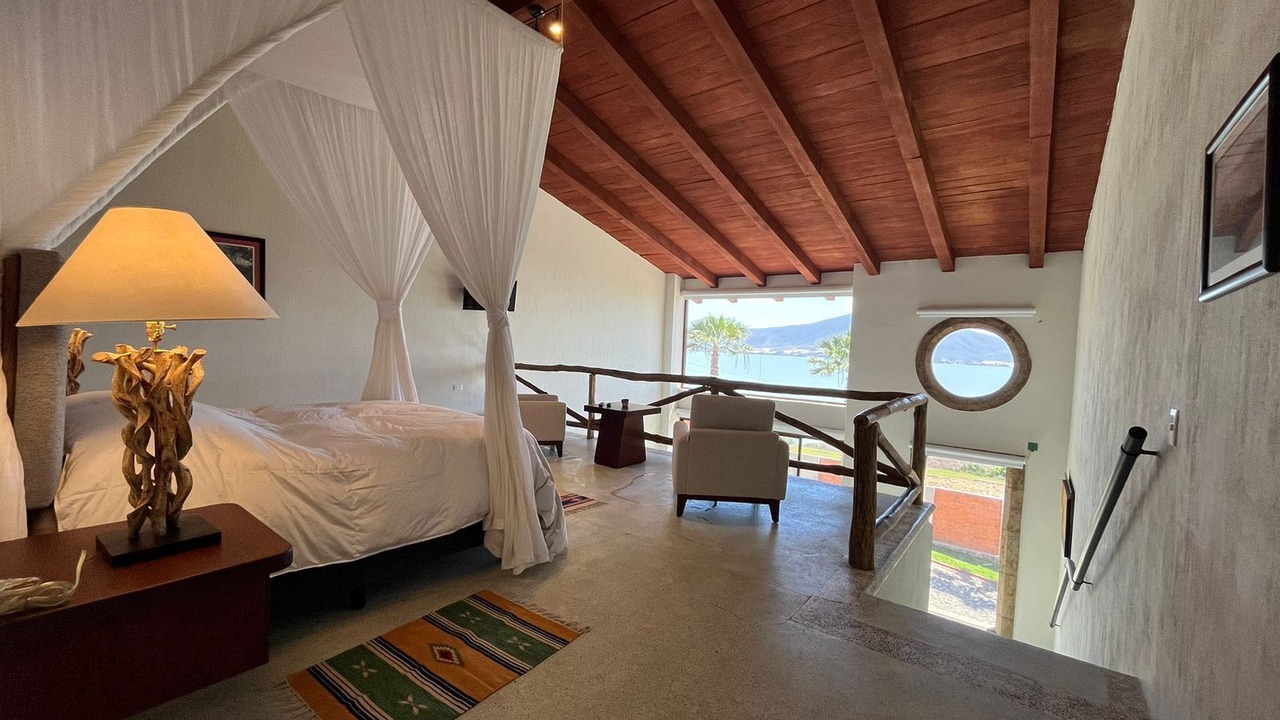 Photo of Bedroom in Raquet Club