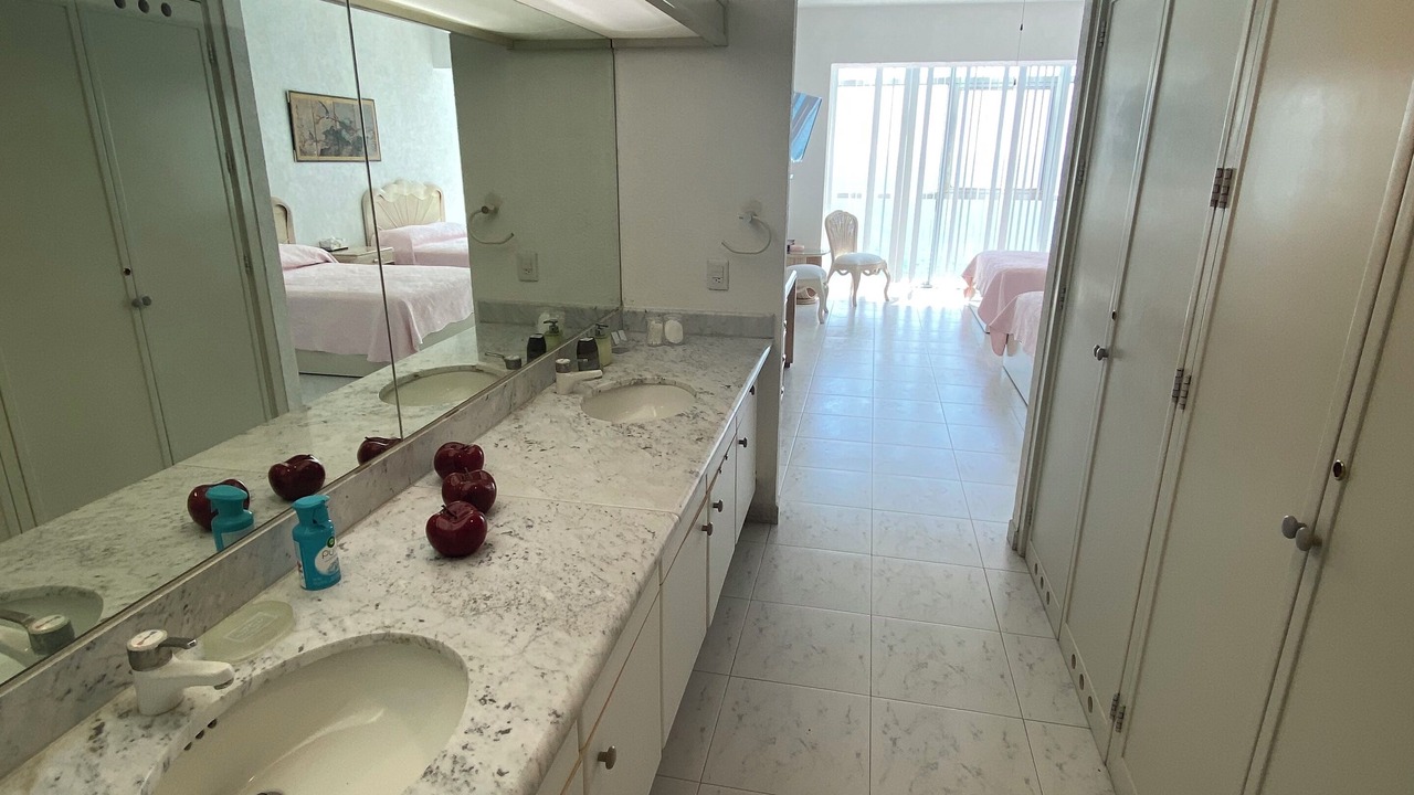 Photo of Bathroom in Costera Acapulco