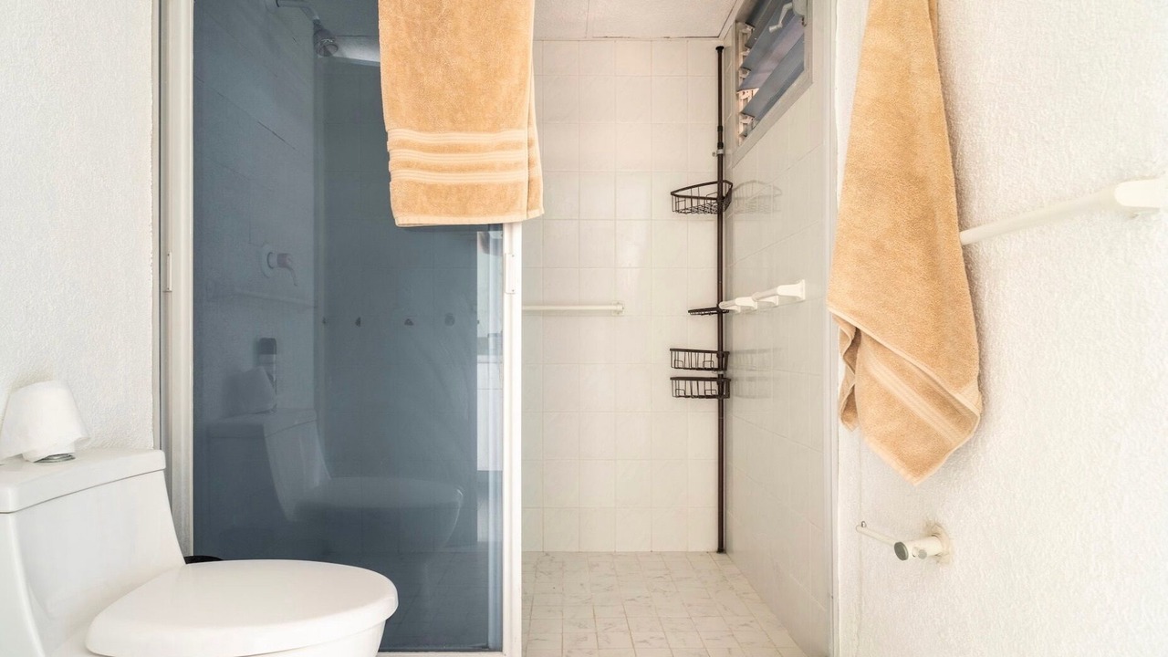 Photo of Bathroom in Costera Acapulco