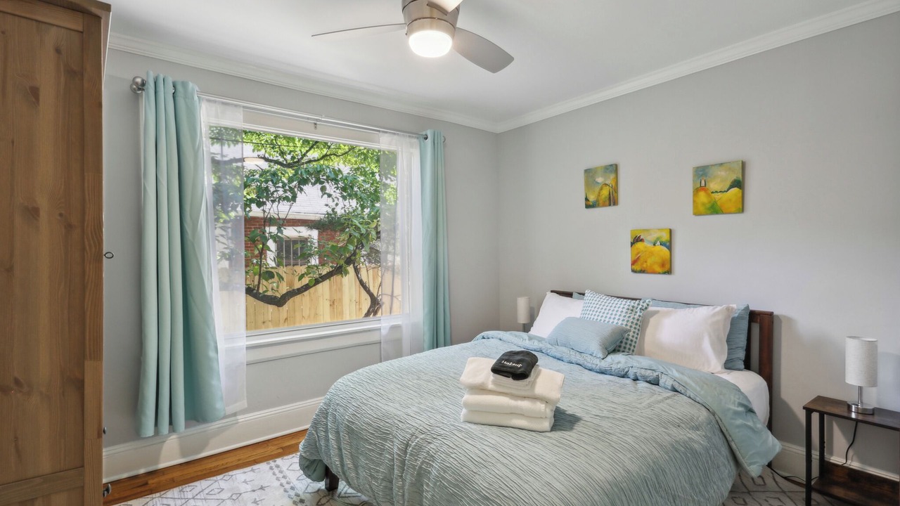 Photo of Bedroom in Glenwood Park