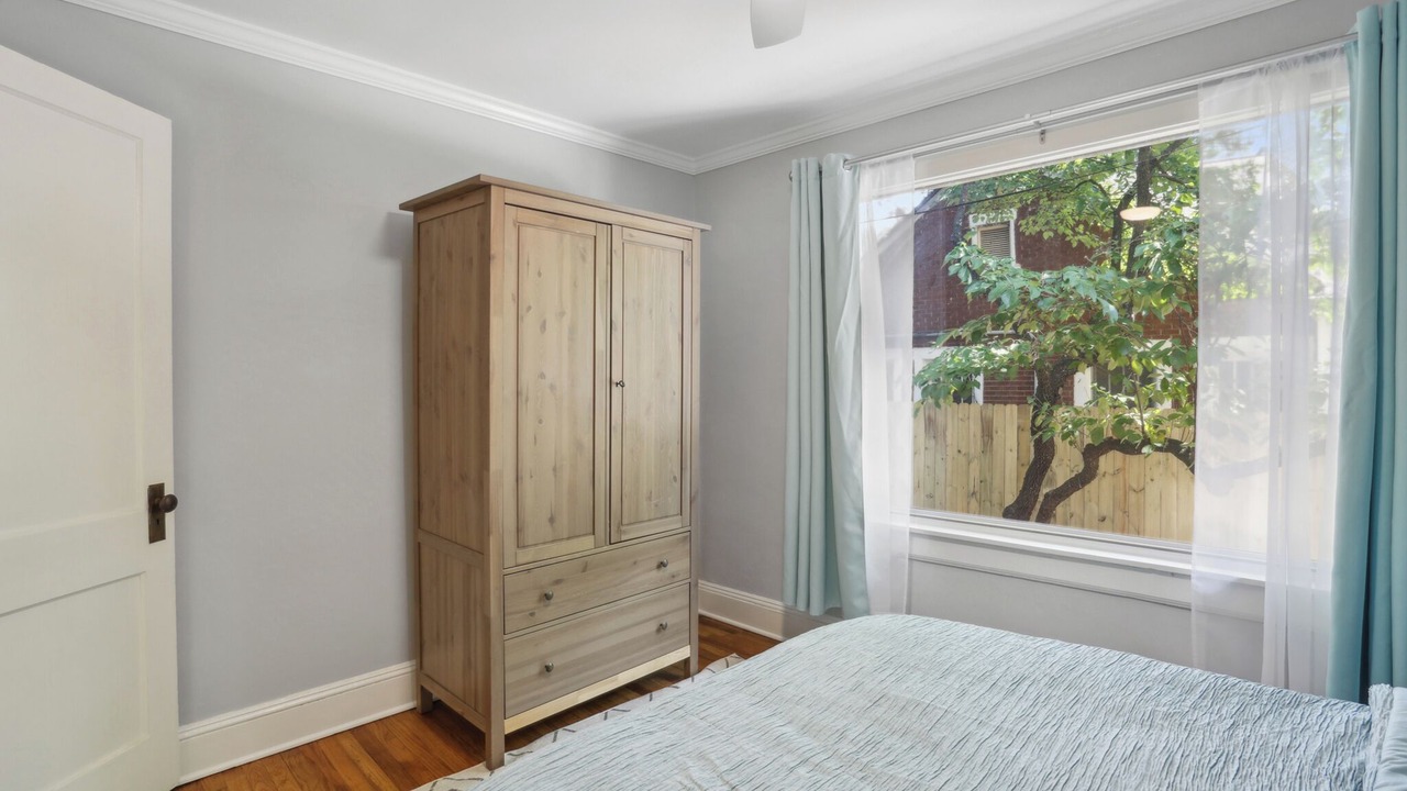 Photo of Bedroom in Glenwood Park