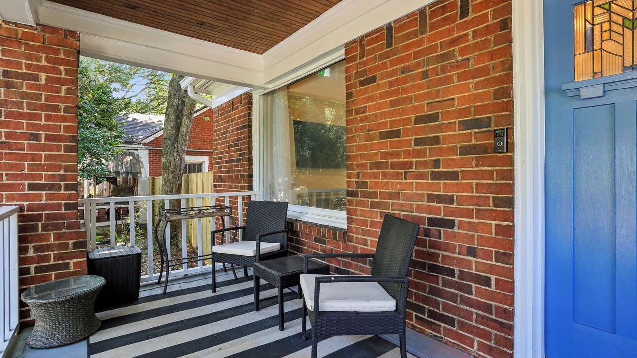 Photo of Patio Balcony in Glenwood Park