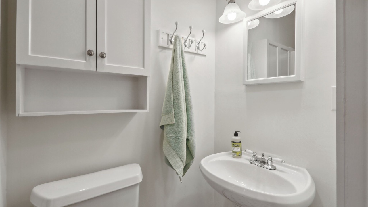 Photo of Bathroom in Glenwood Park