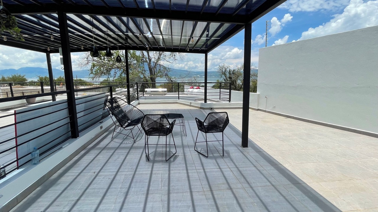 Photo of Patio Balcony in Raquet Club