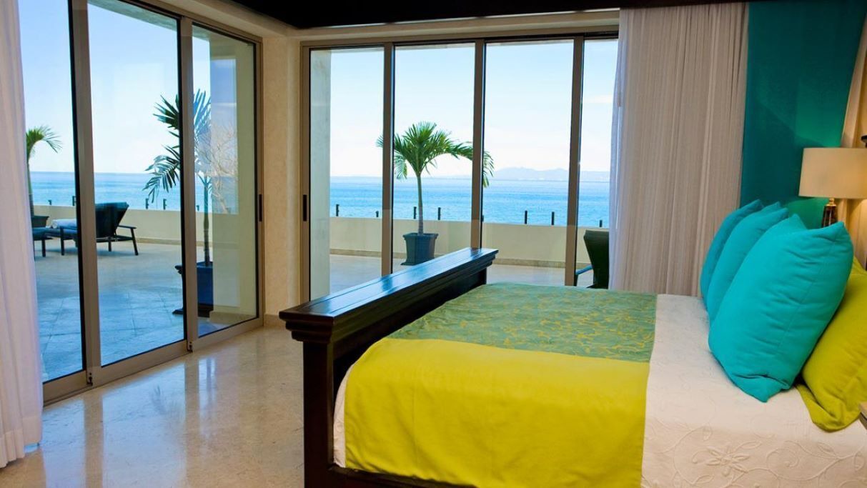 Photo of Bedroom in South Shore Hotel Area