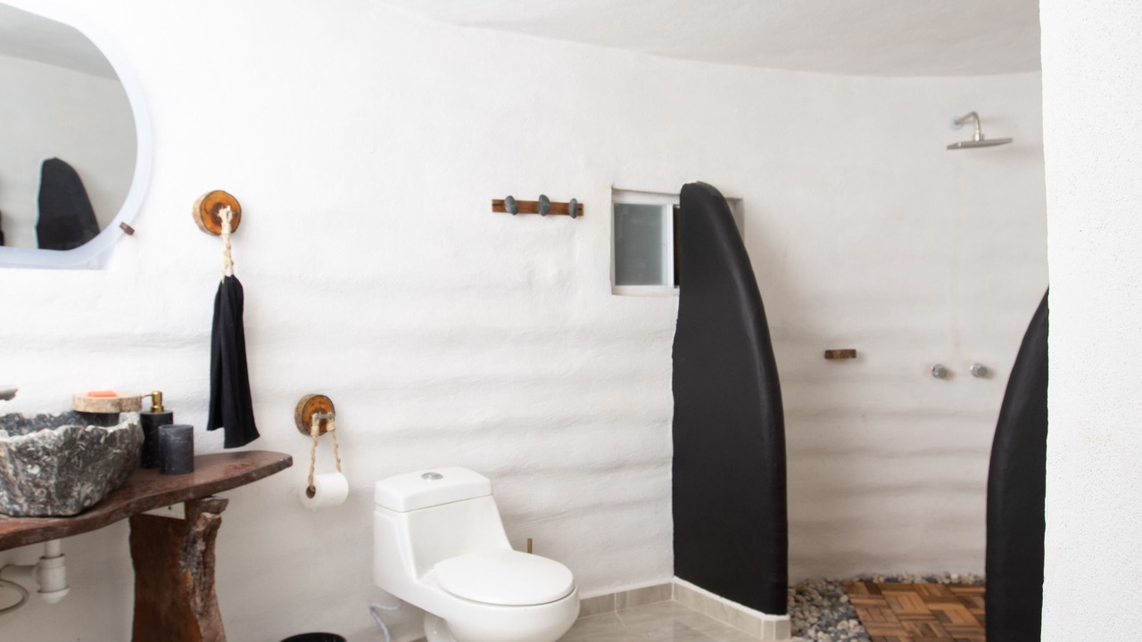 Photo of Bathroom in Leona Vicario