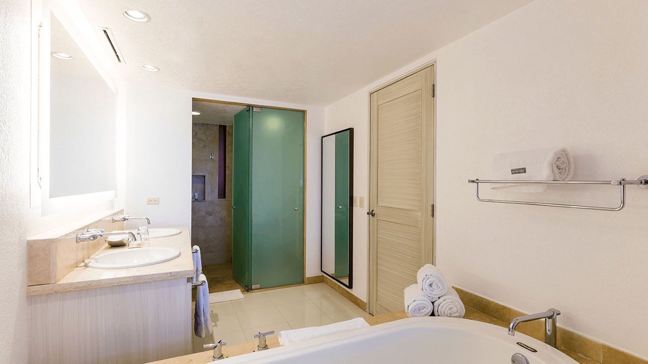 Photo of Bathroom in Maneadero