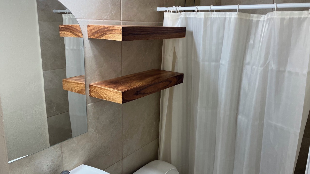 Photo of Bathroom in Perula