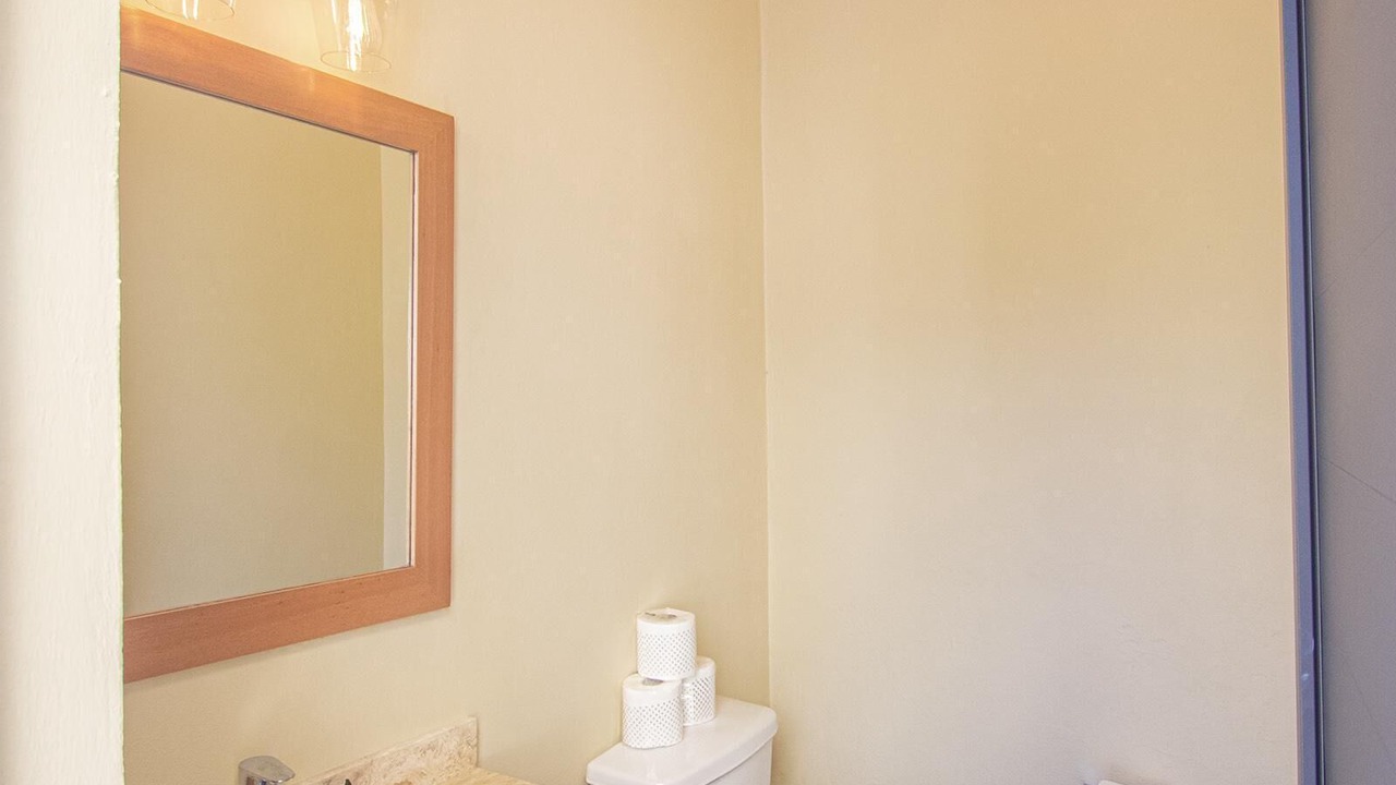Photo of Bathroom in Balcones de Loma Linda