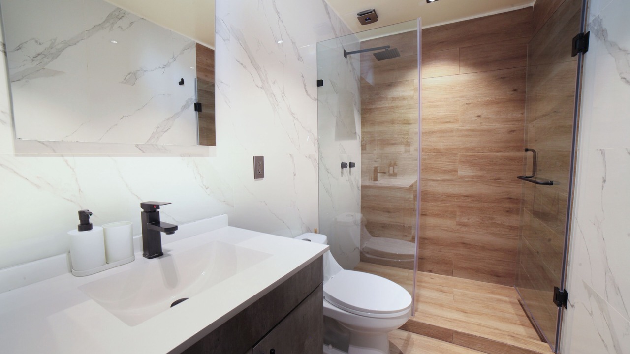 Photo of Bathroom in Colonia Cuauhtemoc