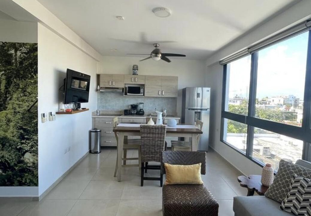 Photo of Livingroom in 12th Street