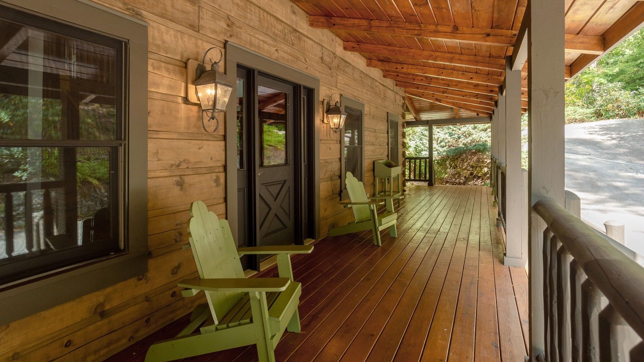 Photo of Patio Balcony in Sapphire