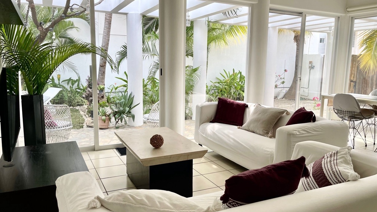 Photo of Livingroom in R