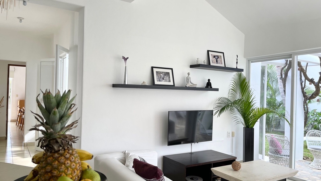 Photo of Livingroom in R