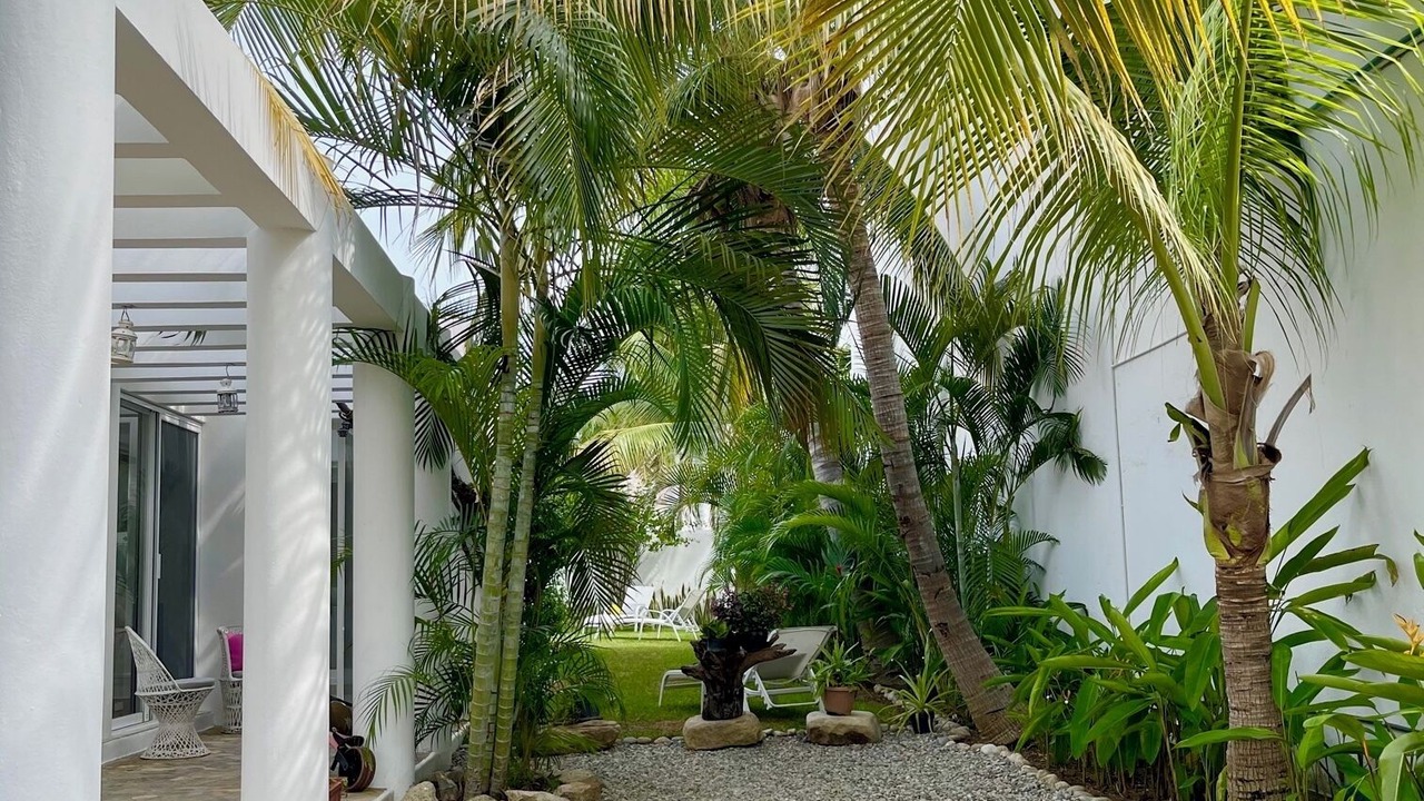 Photo of Patio Balcony in R