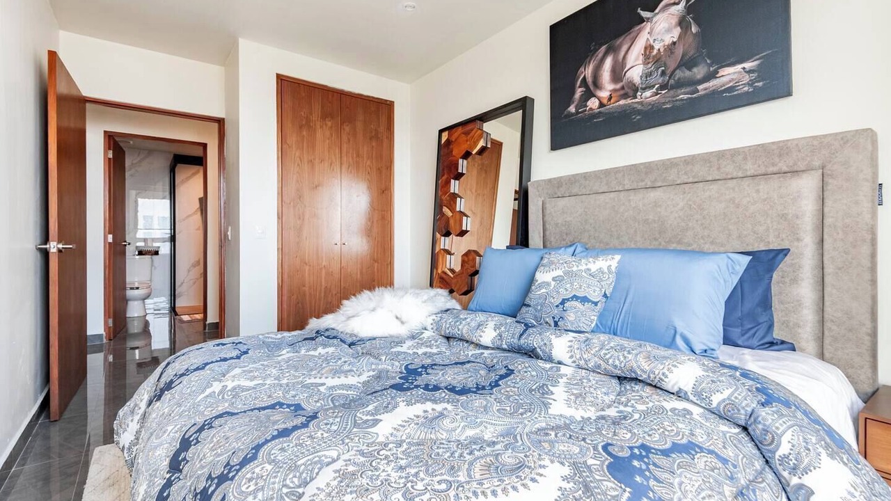 Photo of Bedroom in Anahuac