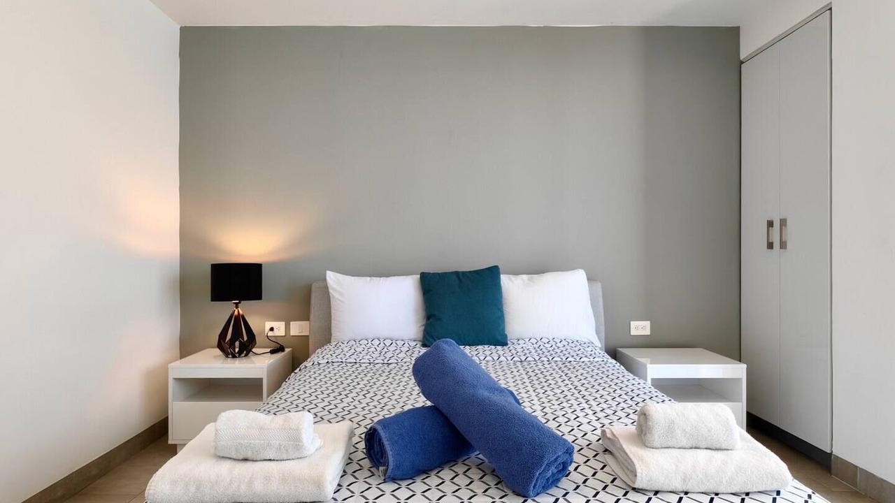 Photo of Bedroom in 12th Street