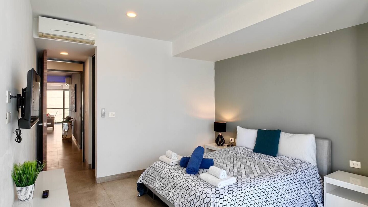 Photo of Bedroom in 12th Street