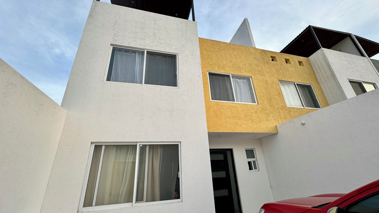 Photo of Outdoor in Bernal