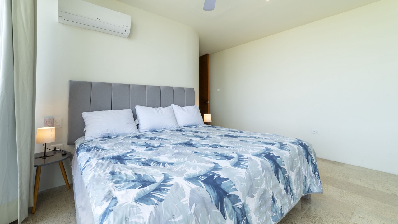 Photo of Bedroom in Miramar