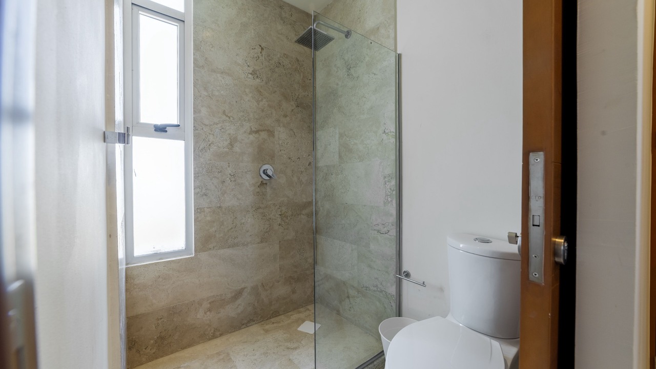 Photo of Bathroom in Miramar