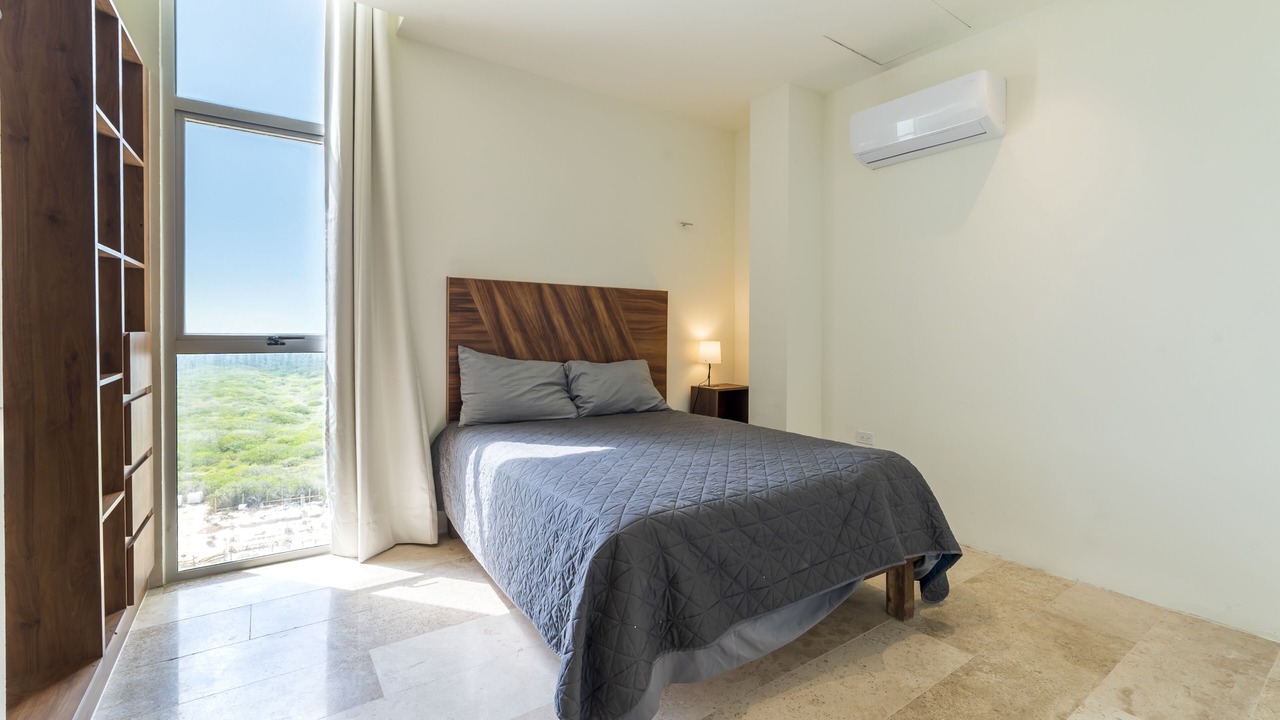 Photo of Bedroom in Miramar