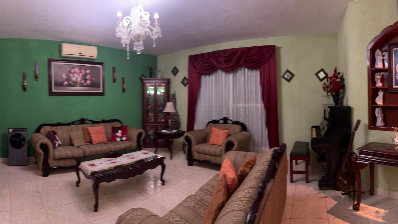 Photo of Livingroom in Area Ah