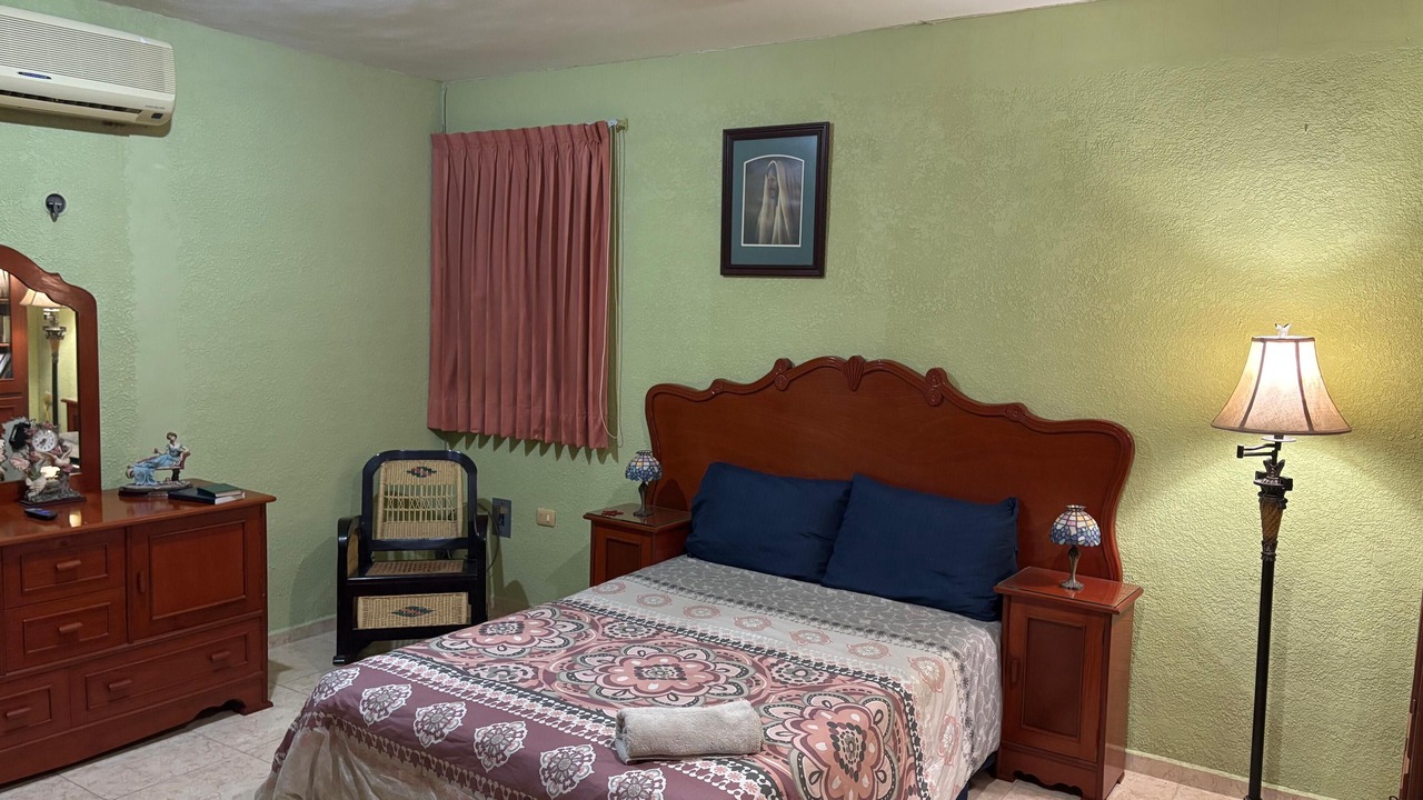 Photo of Bedroom in Area Ah