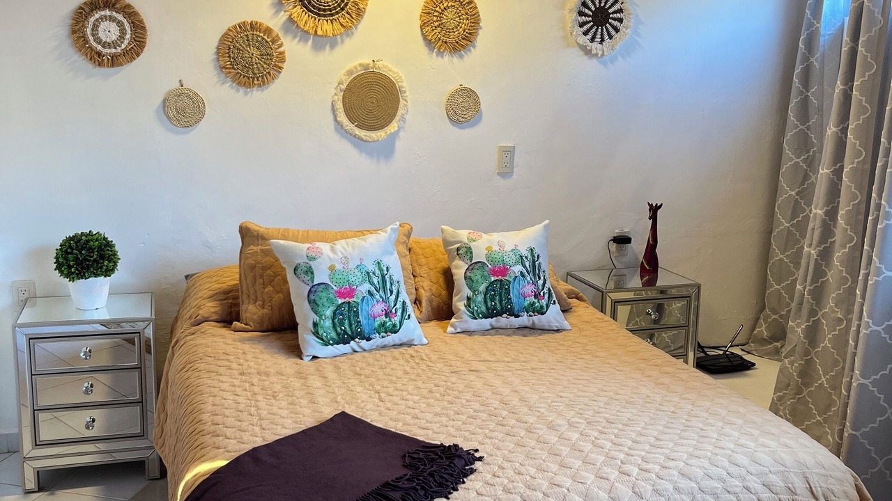 Photo of Bedroom in Raquet Club