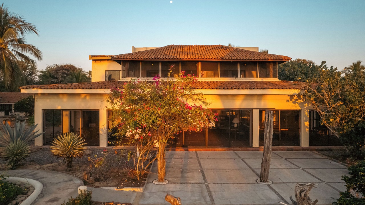 Photo of Outdoor in Barra de Potosi