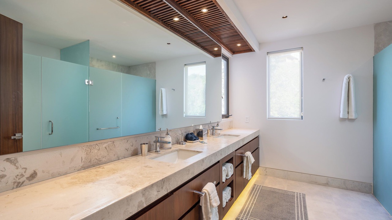 Photo of Bathroom in San Marcos