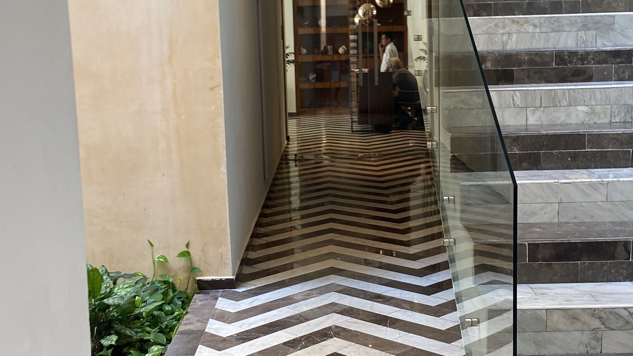 Photo of Others in 12th Street